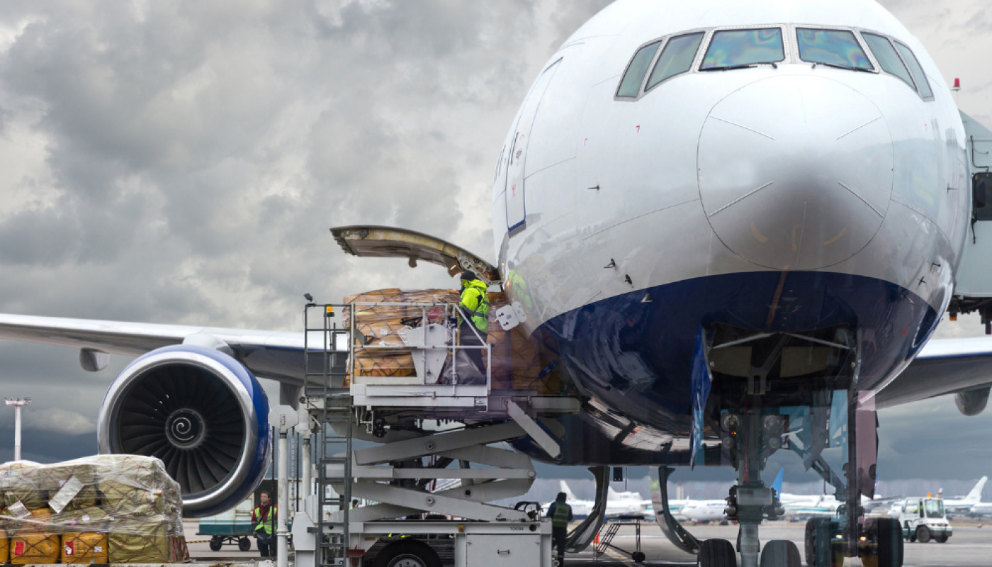 Nice airport transfer : book your trip 24/24 with Luxotica
